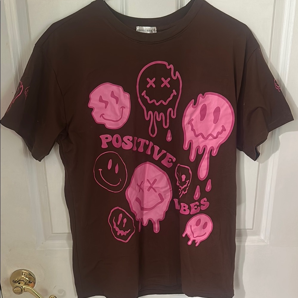Brown and Pink Graphic T-Shirt